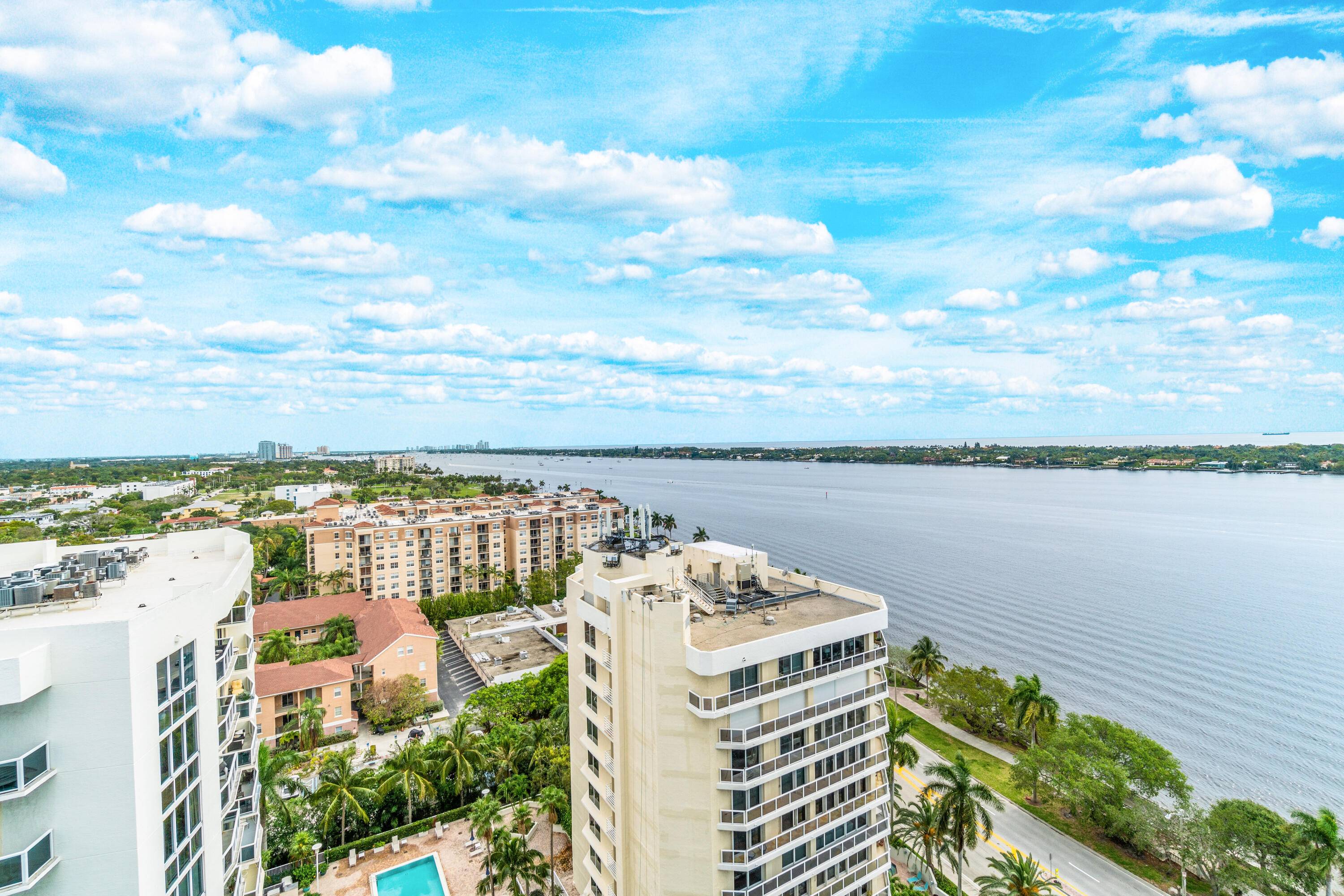 Expansive waterviews of Ocean and Intracoastal.