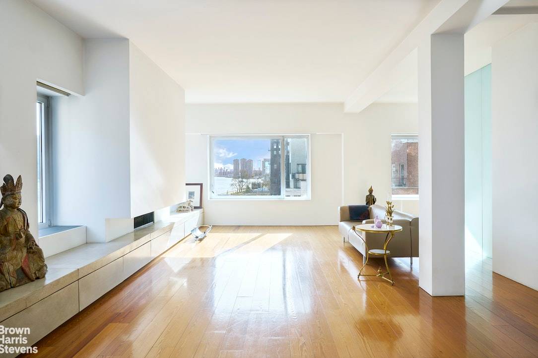 As the first commissioned private residence in the US by the distinguished British architect, John Pawson ; there is an unexpected softness in this precisely reconfigured, oversized two bedroom, two ...