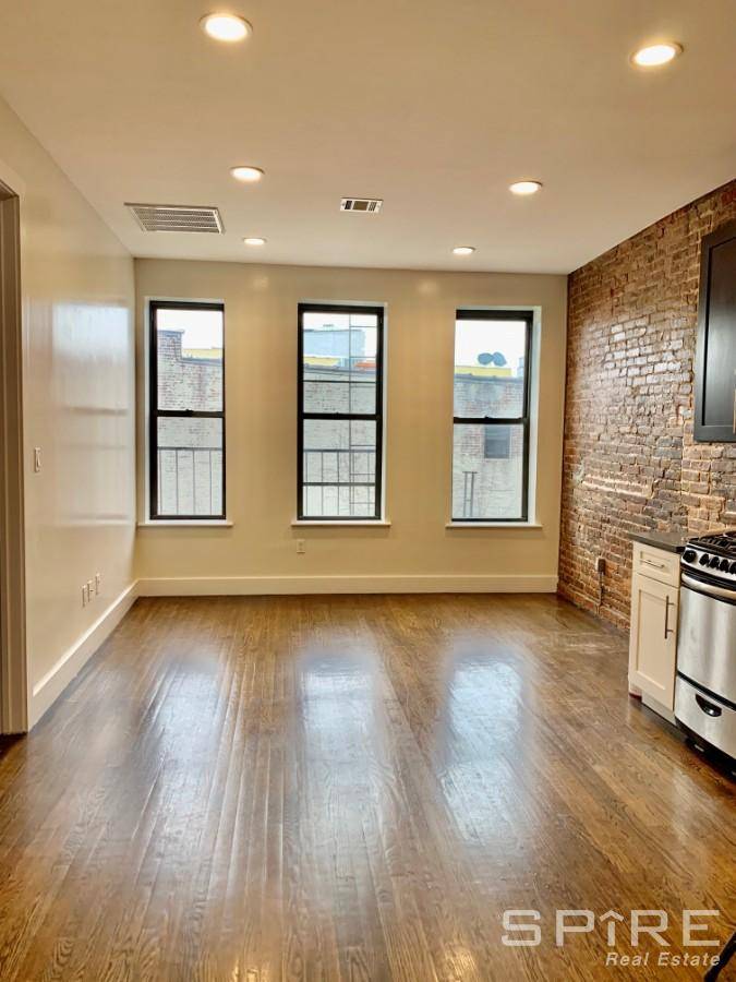 Fresh to the market and the newest listing right on the border of Greenpoint and Williamsburg !