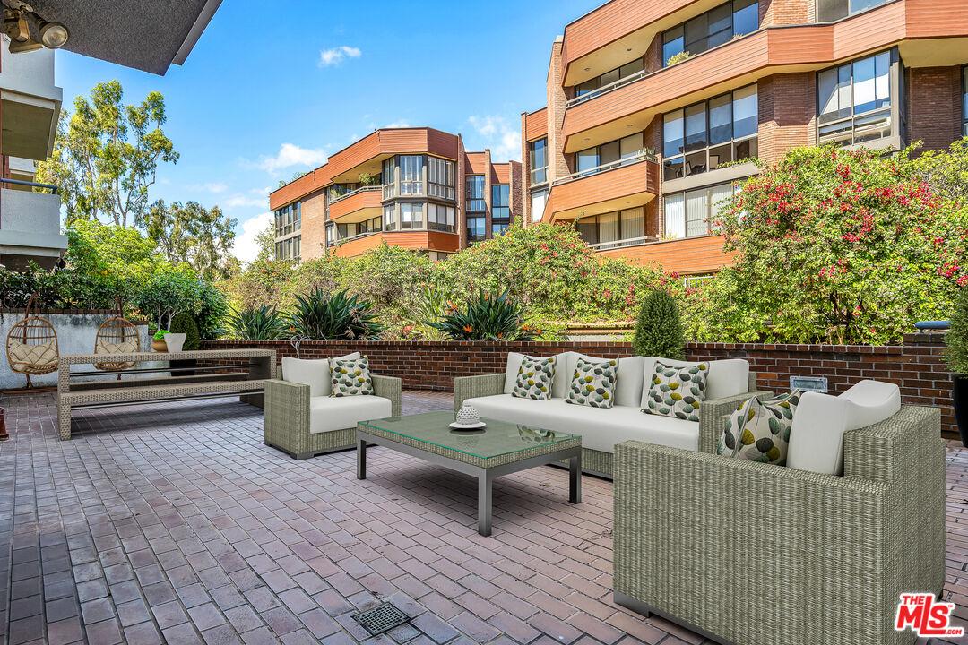 Huge Private Patio