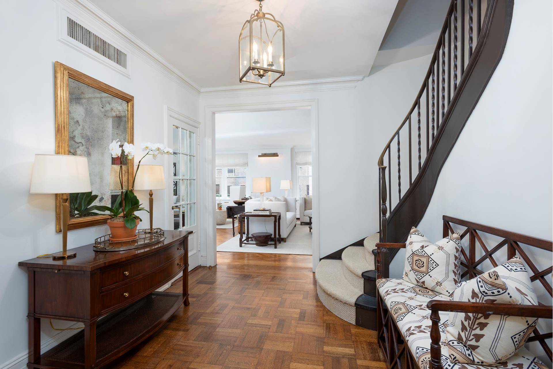 We are pleased to offer this wonderful Pre war Condominium Duplex in the heart of the Upper East Side !