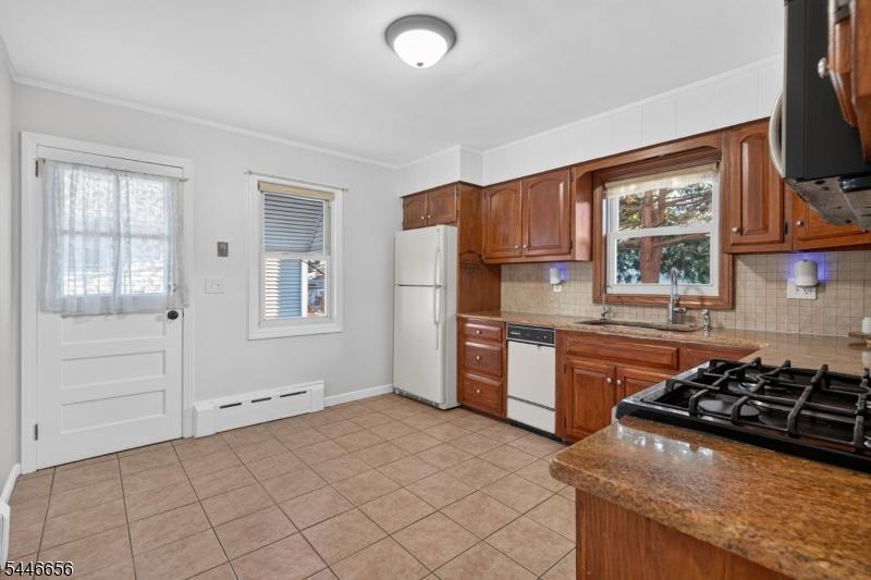 Eat in Kitchen