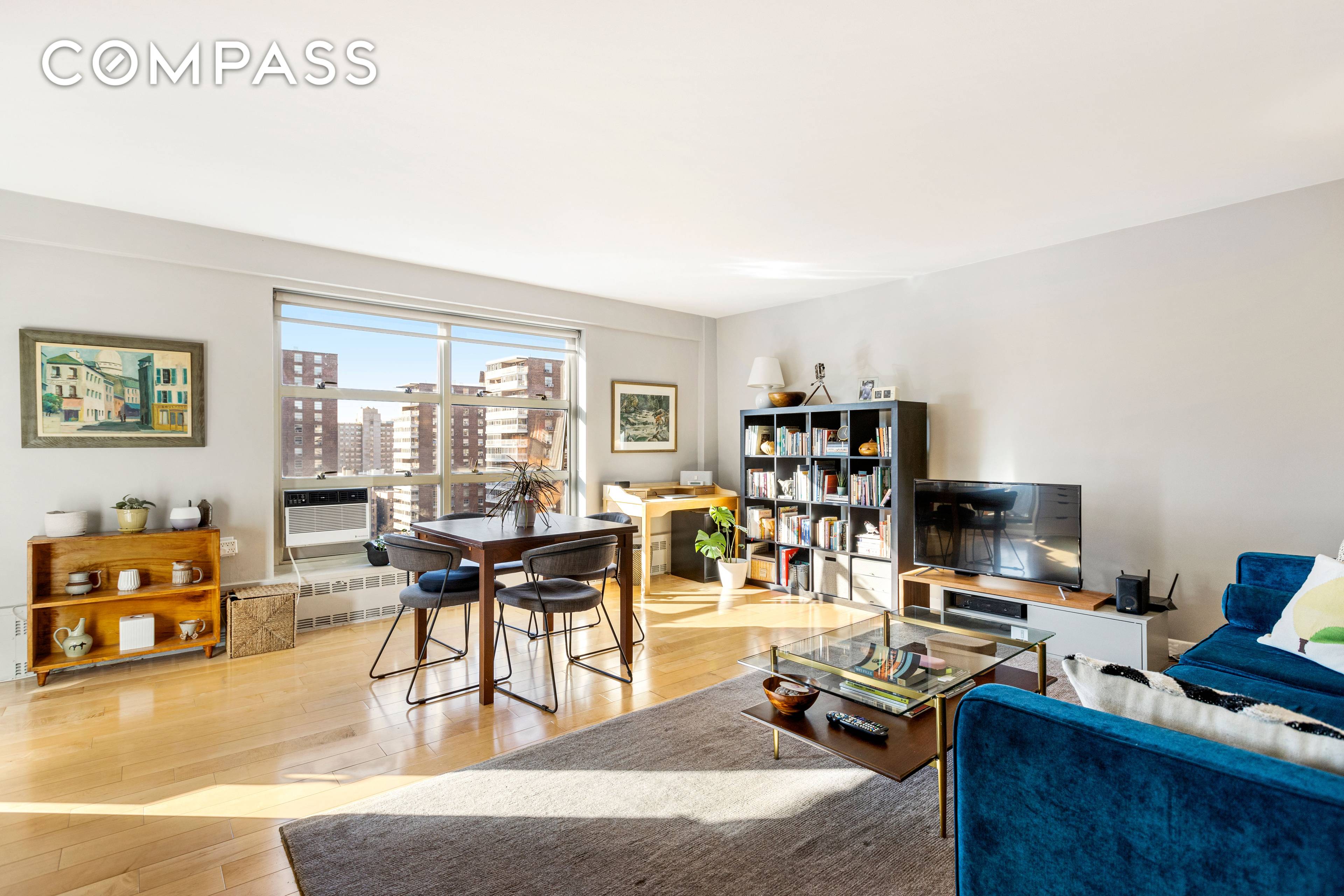 GREAT VALUE in Morningside Heights Motivated Seller Welcome to this oversized high floor one bedroom featuring your own private 100 sf terrace with unobstructed south, west and northern exposures that ...