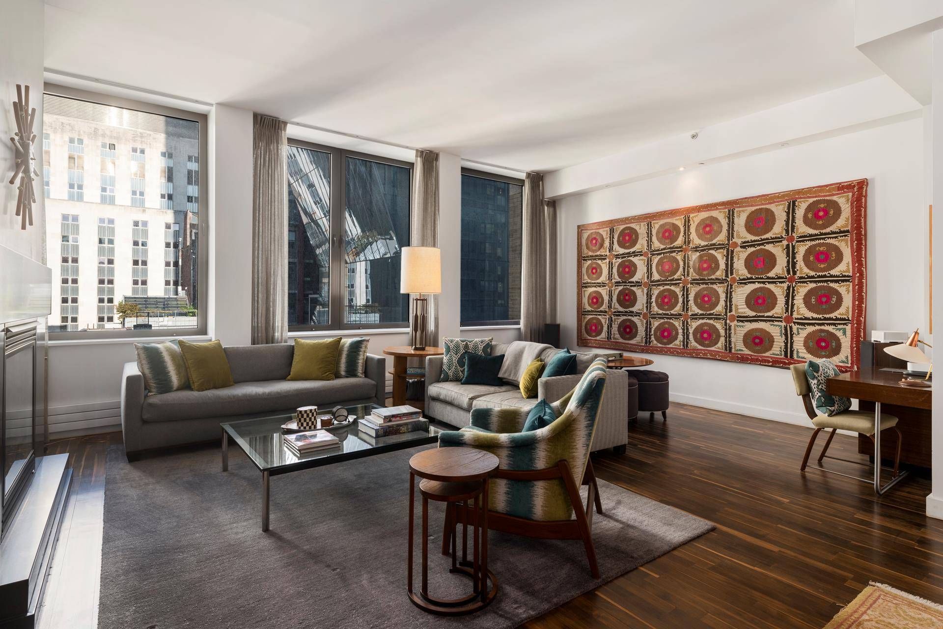 Dramatic full floor loft with soaring ceilings located at the historic Story House Condominium in the heart of Flatiron District.
