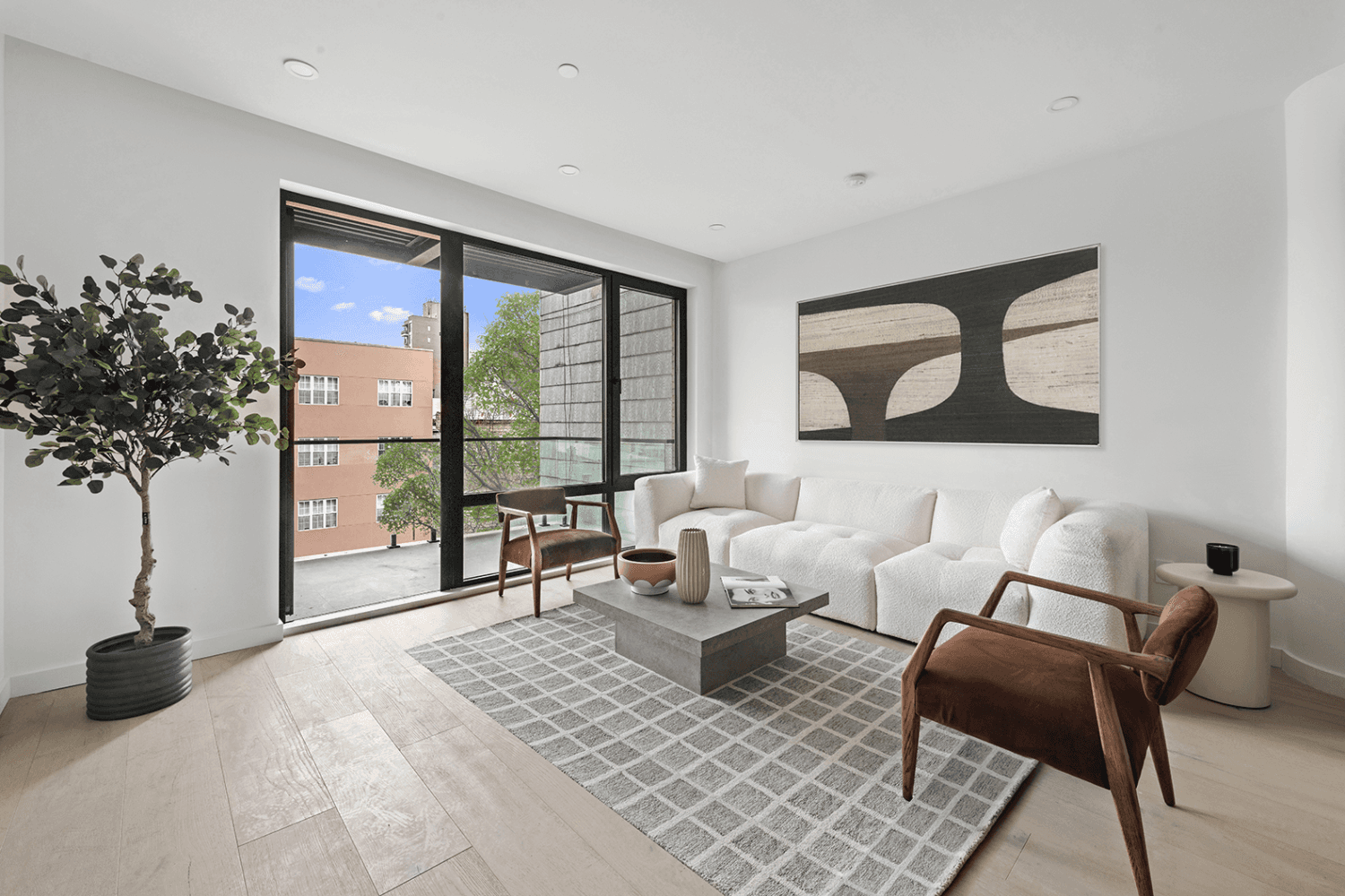 Welcome to 181 Jackson, a luxury, new development in one of Brooklyn's most vibrant and sought after neighborhoods.