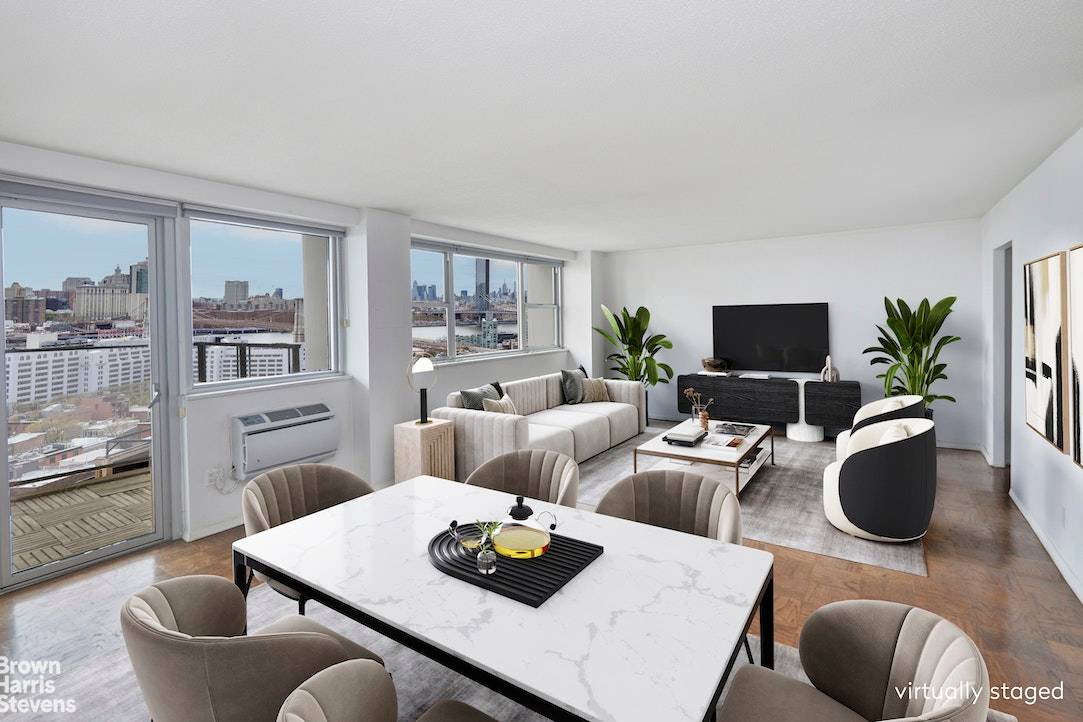 Rare opportunity to purchase a Very spacious high floor one bedroom in the B line, the largest one bedroom Line in the building with sweeping Harbor amp ; City views ...