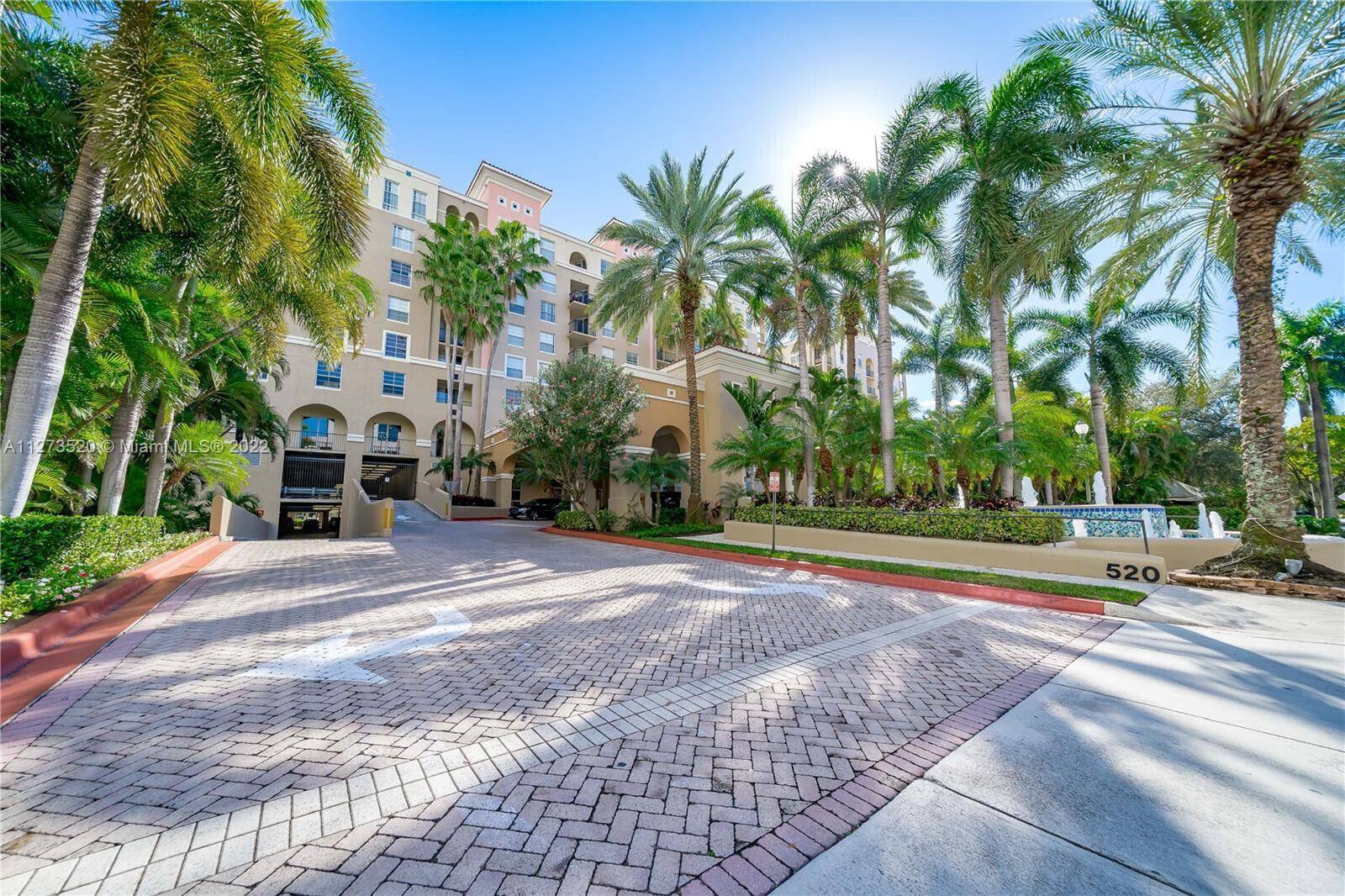 Live the downtown Fort Lauderdale lifestyle in this 2 2 condo with balcony in the luxurious Las Olas by the River condominium.