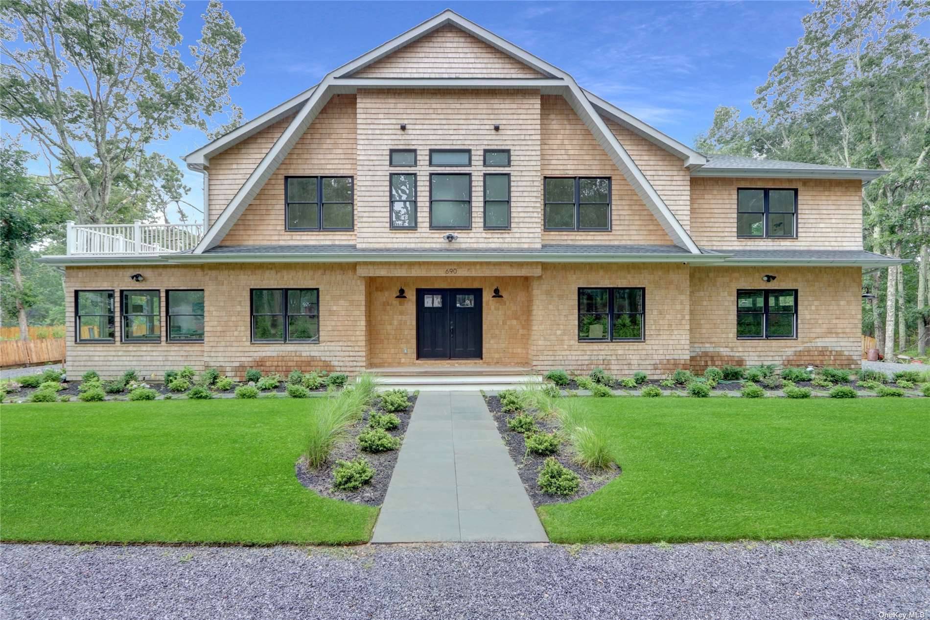 Located between Sag Harbor amp ; Bridgehampton is this impeccable new construction residence.