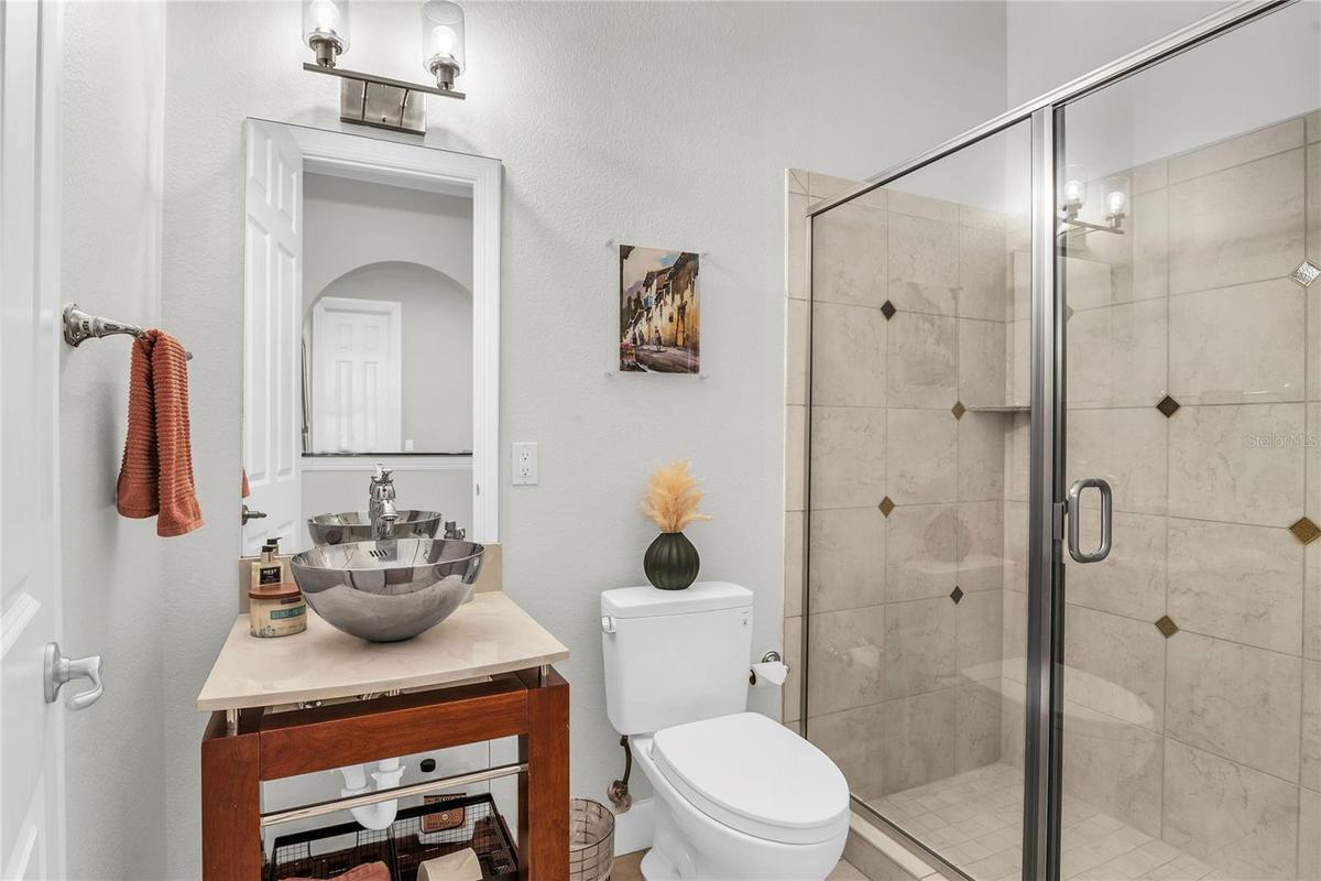 Downstairs full bathroom