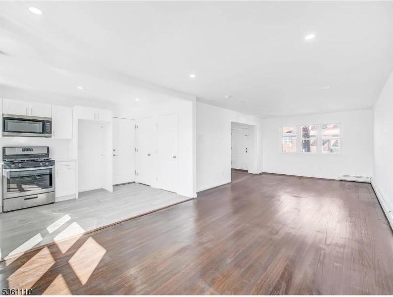 unit 1 living/dining room