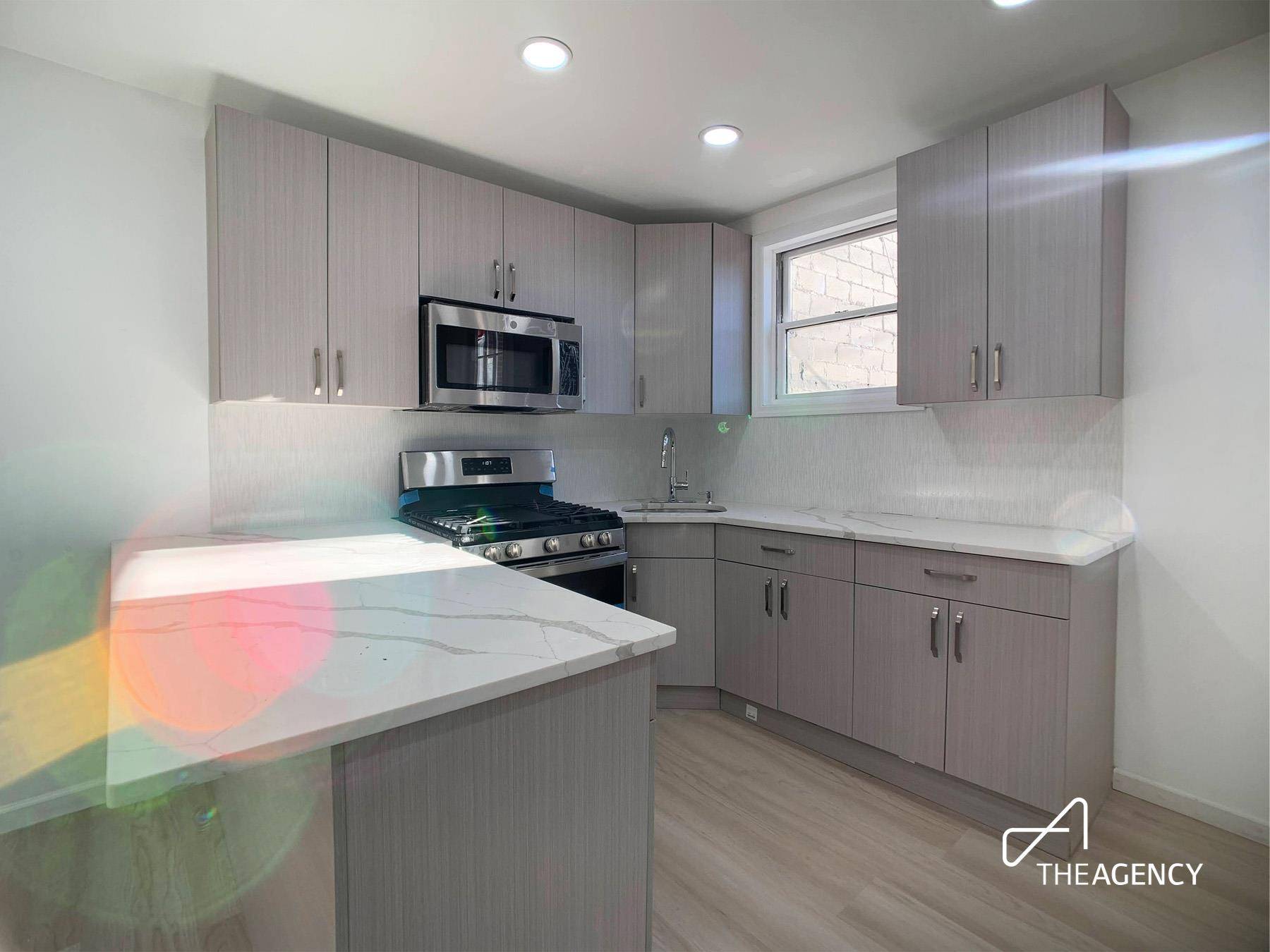 Welcome to 222 22nd St where Unit 2 is a renovated 2 bedroom 2BR 1 bathroom 1BA with a huge private outdoor space that's going to make 2 your lucky ...