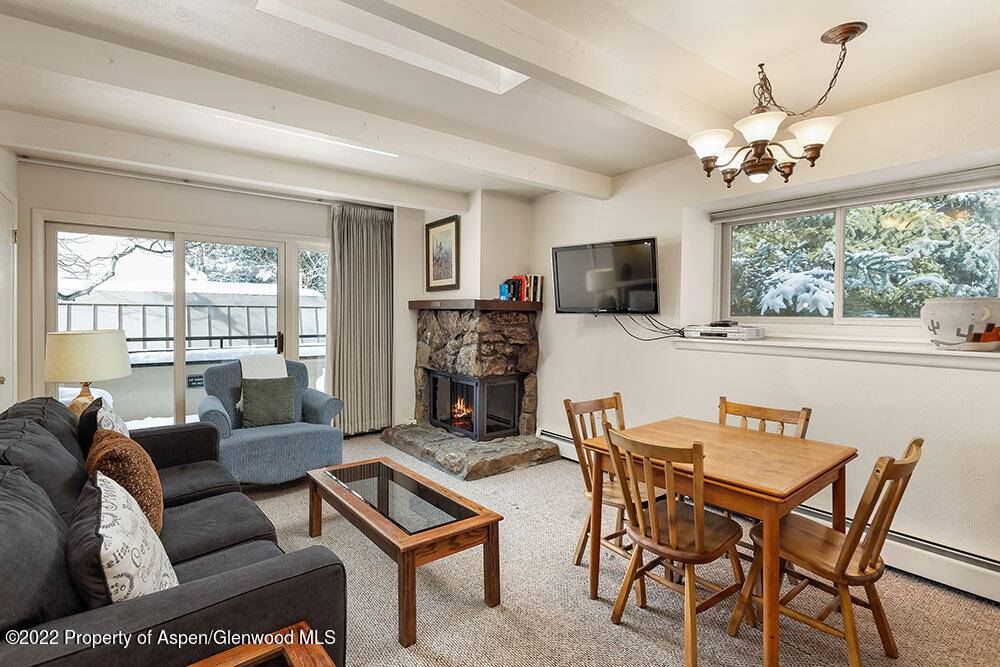 Two level 2 bed, 2 bath standard town home features a gas fireplace and a deck, and is only two blocks from the Silver Queen Gondola and downtown Aspen.