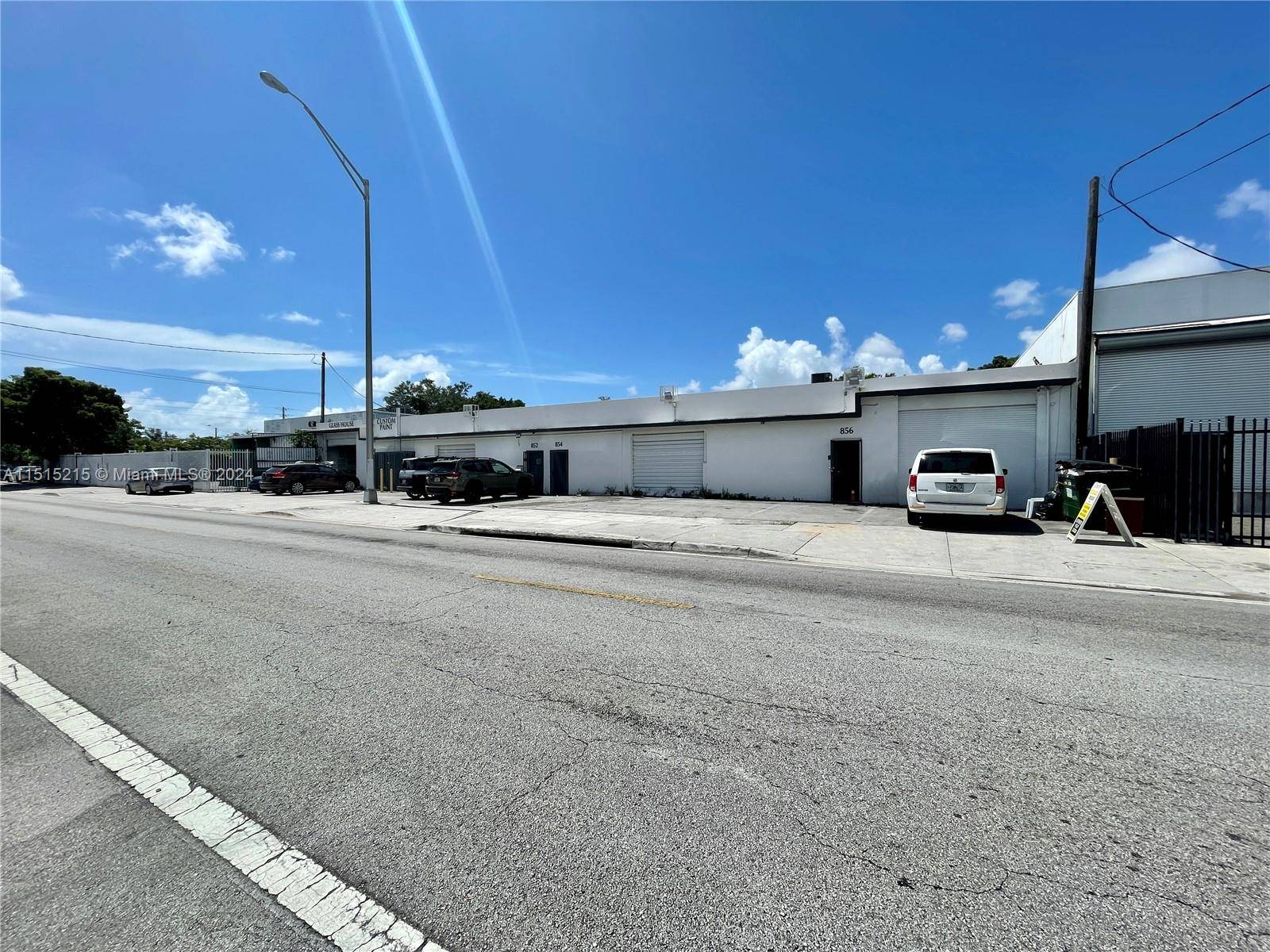 Unique opportunity to acquire a multi bay warehouse in Miami s Little River neighborhood.
