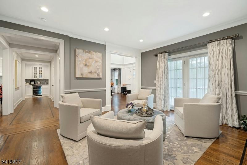1st Fl Sitting Room