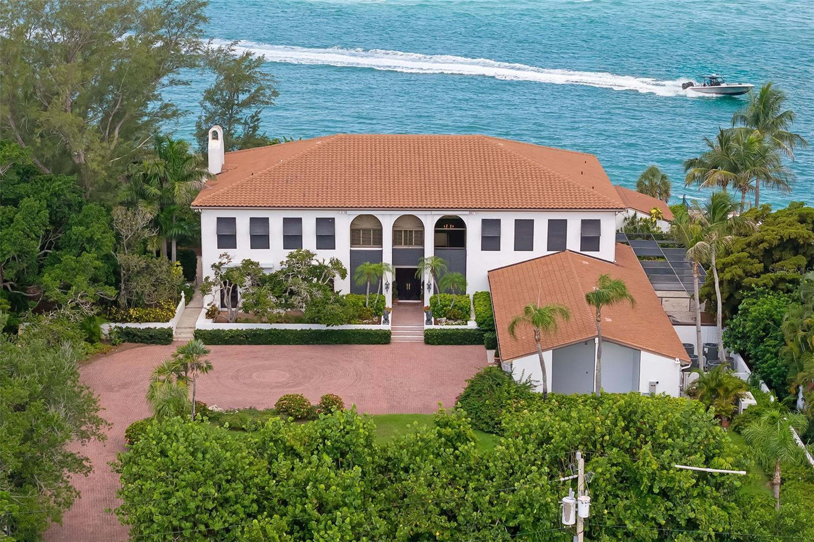 Welcome home, the dolphins and gentle gulf breezes are waiting for you