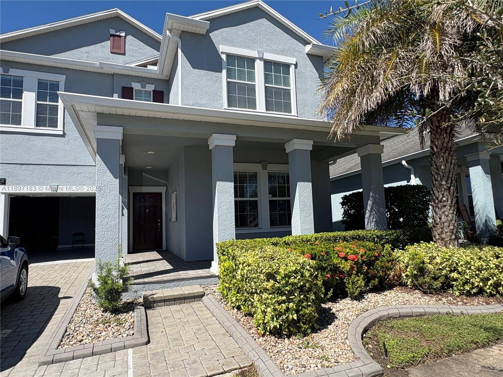 RELOCATION SALE ! IDEAL LOCATION AT FRONT OF COMMUNITY.