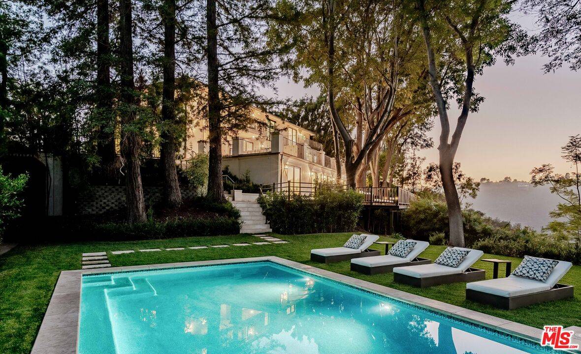 1900 Bel Air Rd 6BR Bel Air La