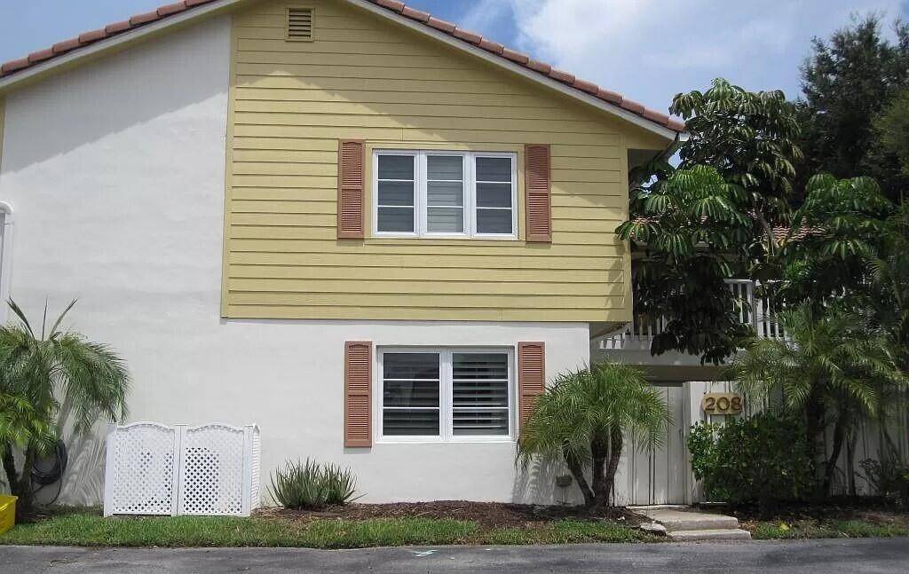 Furnished 3 bedroom 2 and a half bathroom townhouse, located in the gated community of Sea Brook Place across the street from Jupiter Beach.