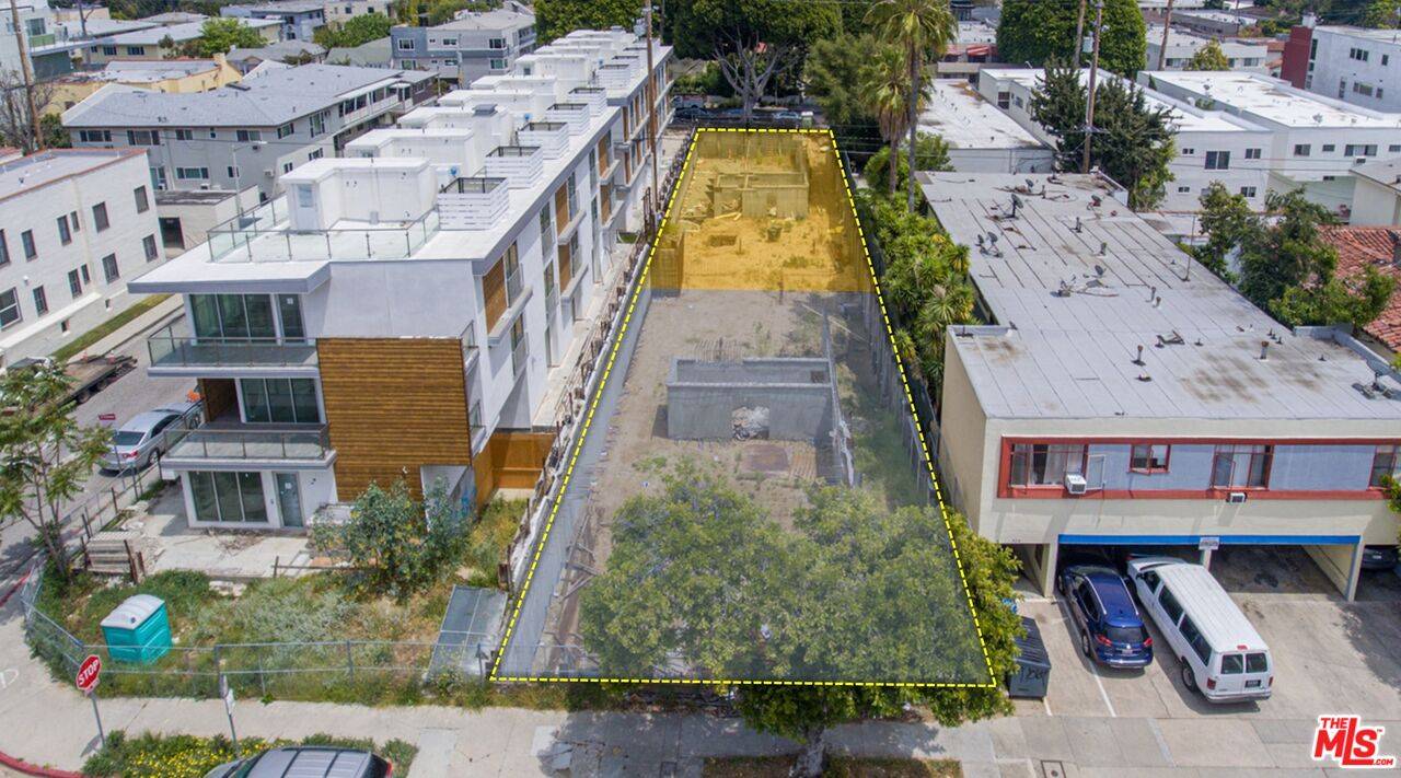 947  N Genesee Ave Hollywood Hills East La