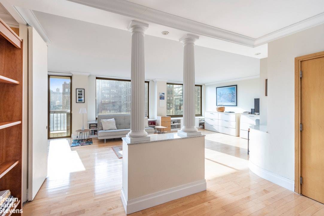 111 East 30thStreet, The Pierpont Condominium is a full service luxury condominium located in sought after NOMAD on 30thStreet just off Park Avenue.