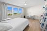 3rd bedroom w. en-suite bath