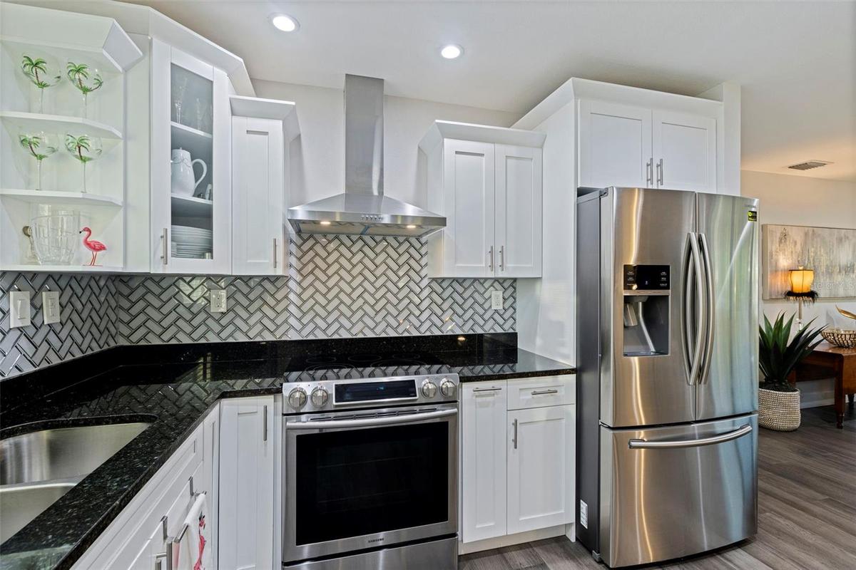 Lots of counter space & stainless hood
