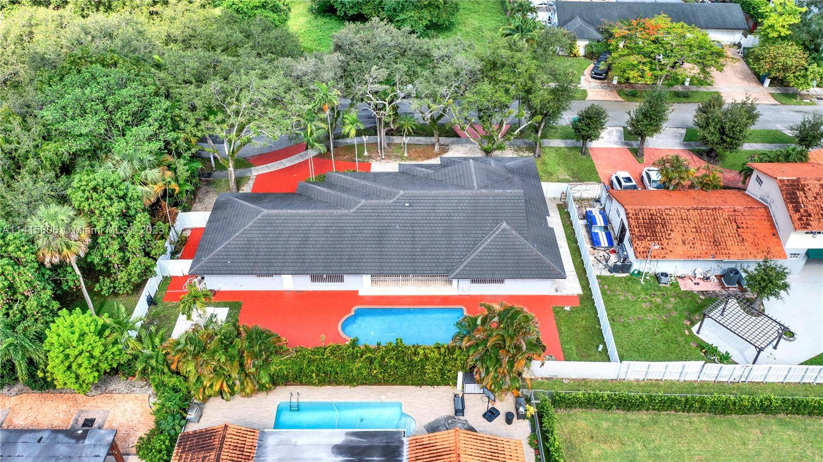 Experience South Florida living in this stunning and spacious single family residence.