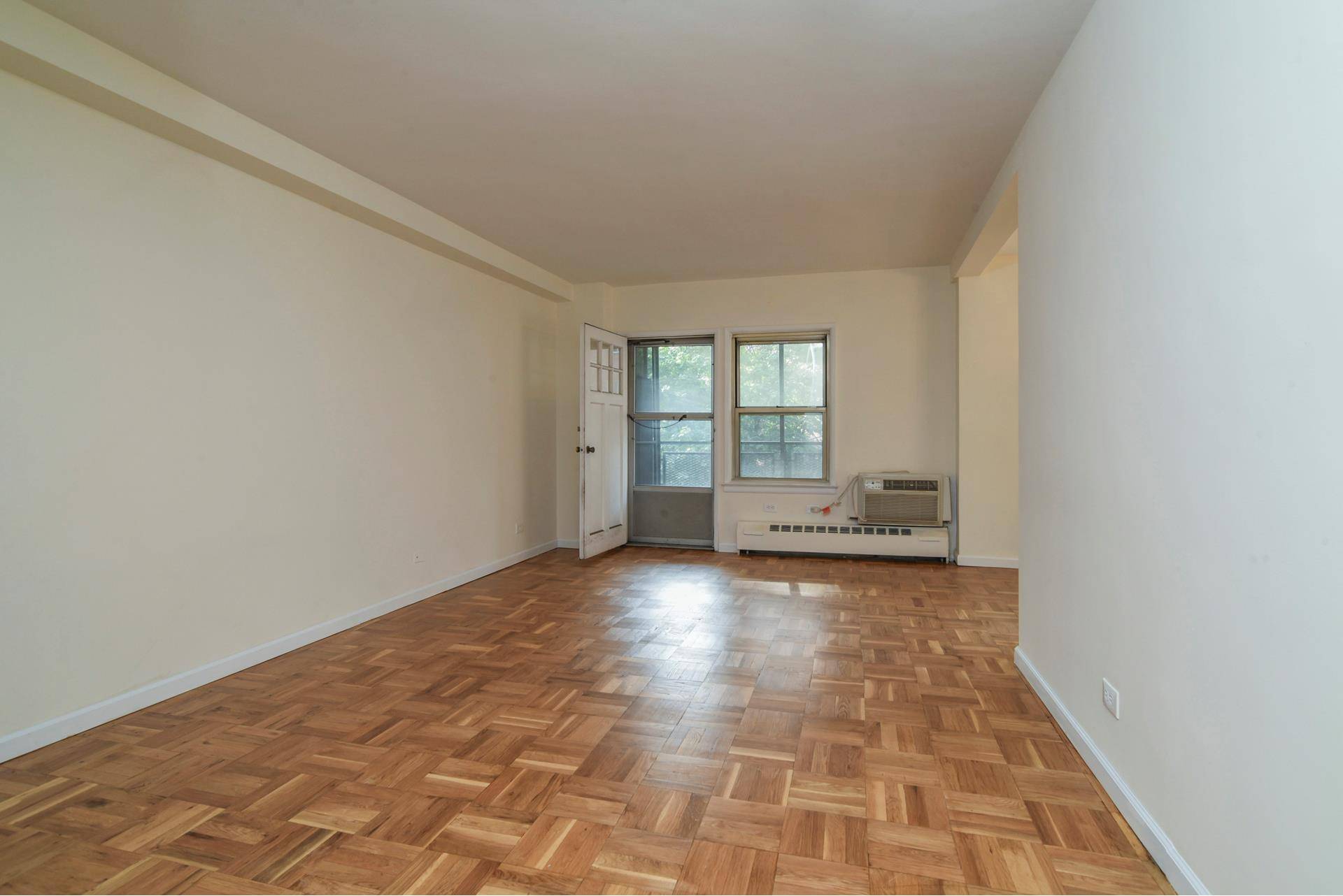 This bright and spacious 3 bedroom, 2 full bath apartment has South and West facing exposures for great light.