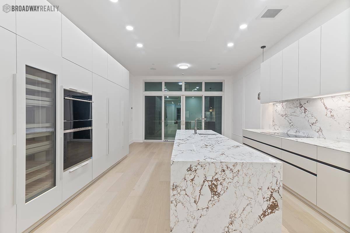 Be the first to live in this stunning, contemporary elevator mansion equipped with state of the art features and designed by the award winning architect Ben Jeon in collaboration with ...