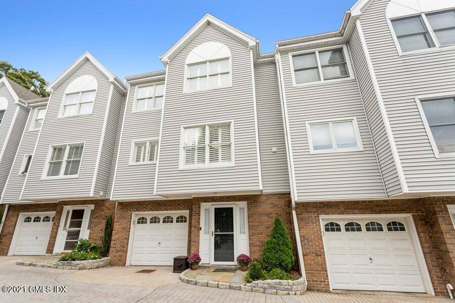 Completely renovated 3 bedroom condo with spectacular views of the Long Island Sound.