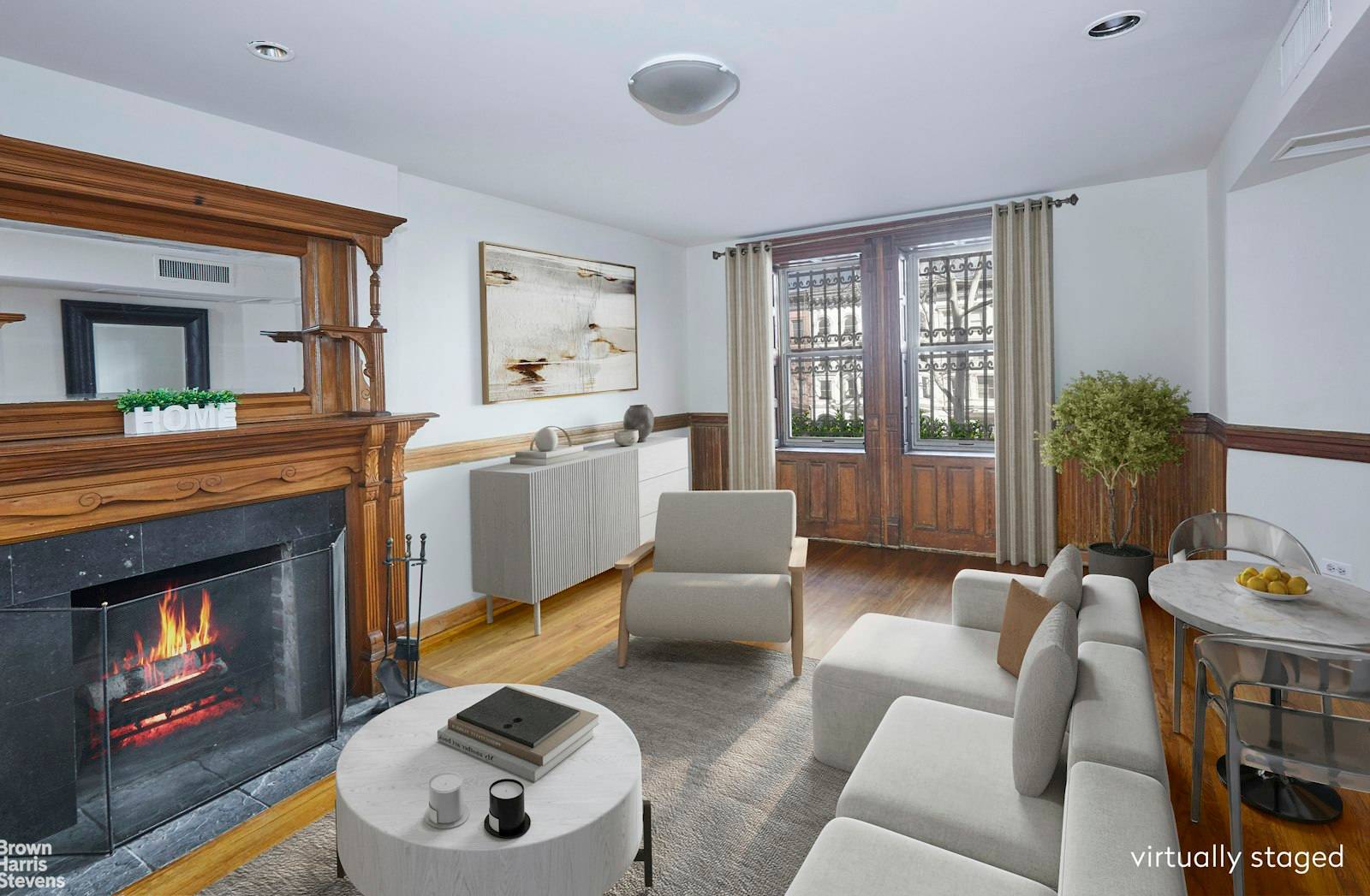 Romeo amp ; Juliet PIED A TERRE Central Park CONDO w FIREPLACE Right out of a fairy tale this elevator mansion condo duplex studio has a wood burning Fireplace and ...