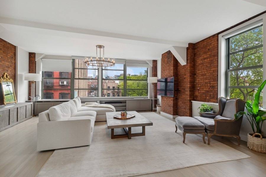 Old world charm and modern luxury coalesce in this gut renovated full floor condo, a stylish 2 bedroom, 2 bathroom home where residents enjoy trendy Greenwich Village living around the ...