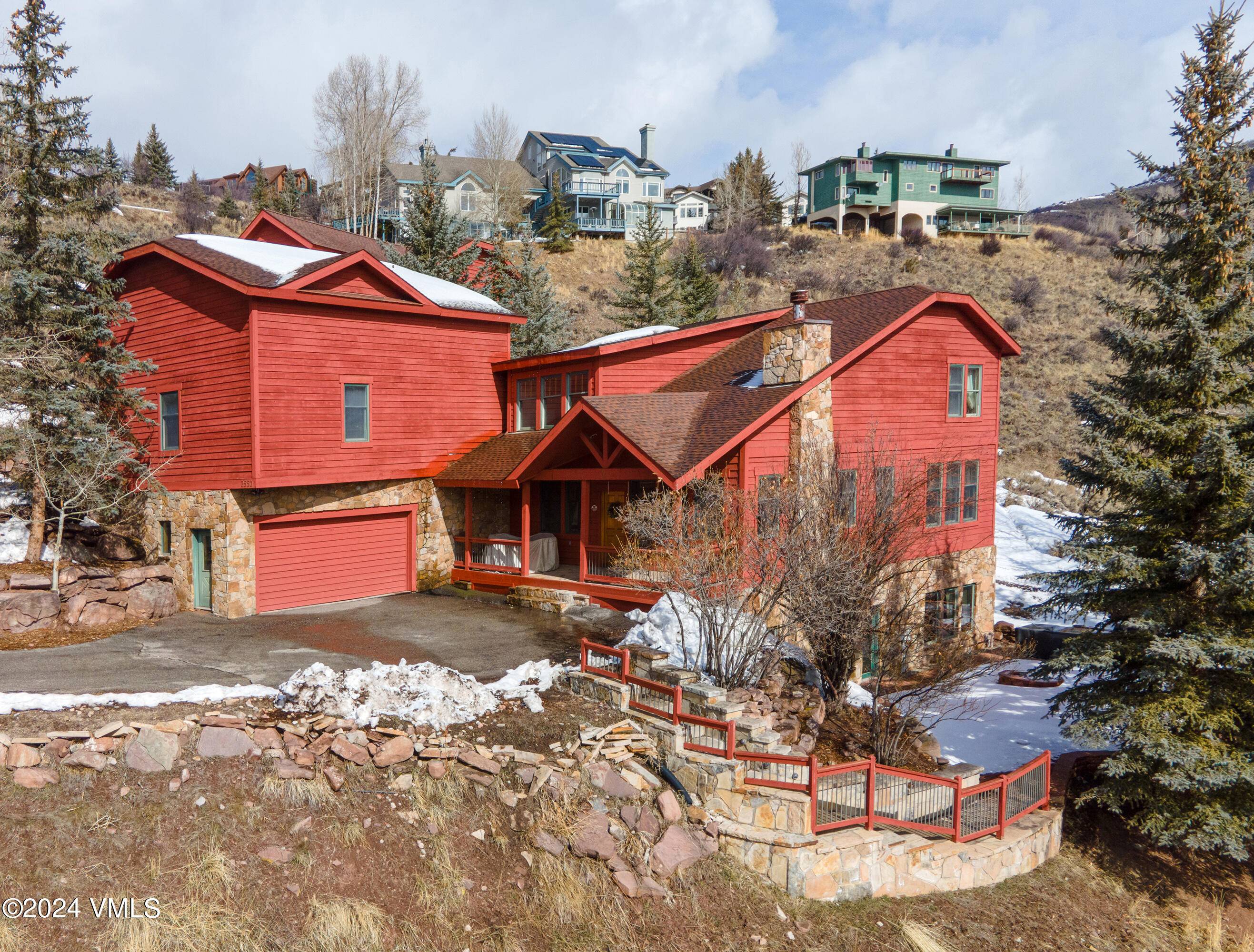 Fabulous 4 bed, 4. 5 bath home with magnificent south facing views of ski slopes and mts.