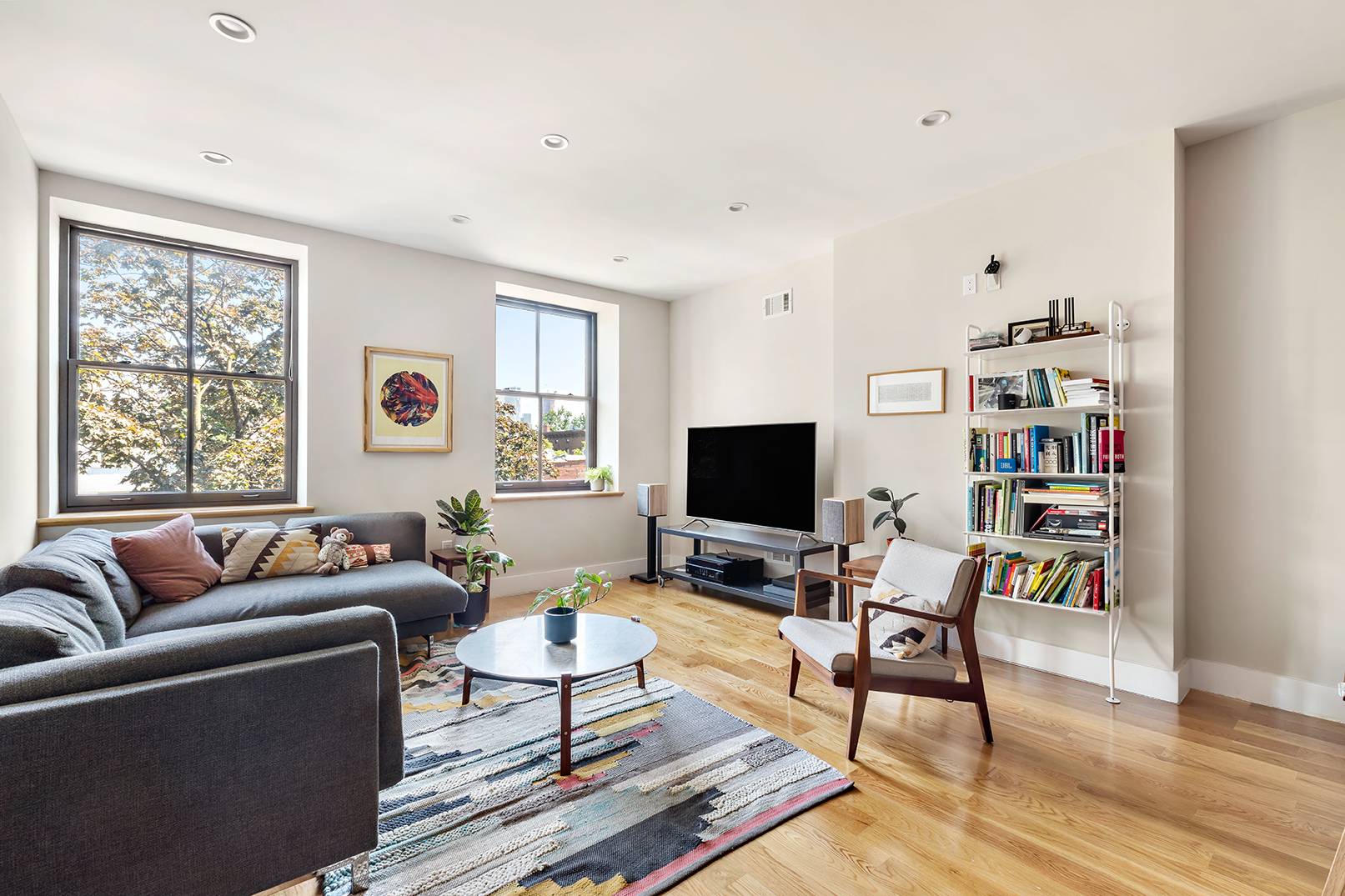 Rare rental opportunity in prime Carroll Gardens on coveted 1st Place !