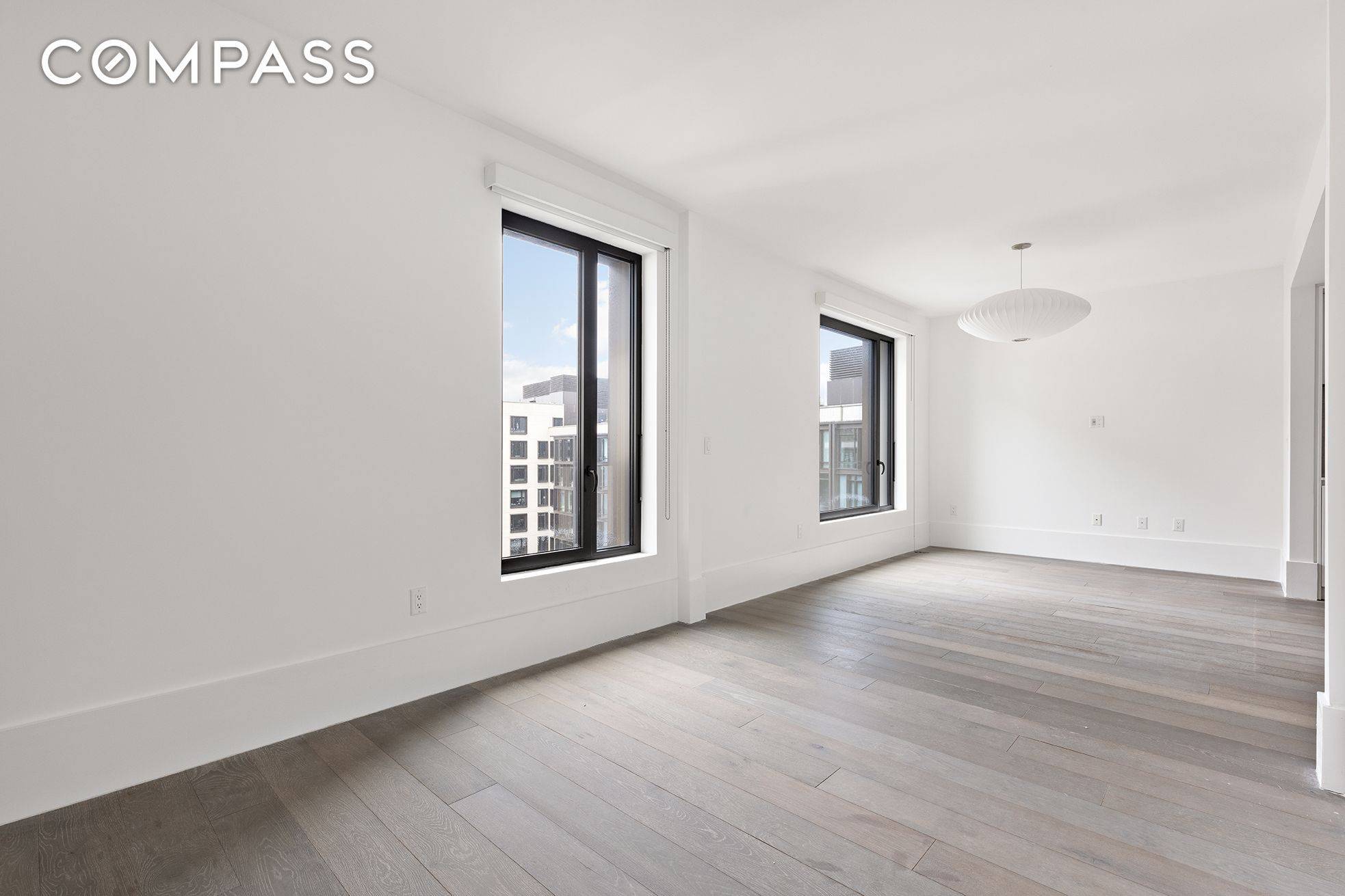 Situated on the top floor of South Williamsburg s most exciting new development, Apartment 837 features a thoughtful layout and impeccable design by legendary Dutch Designer, Piet Boon.