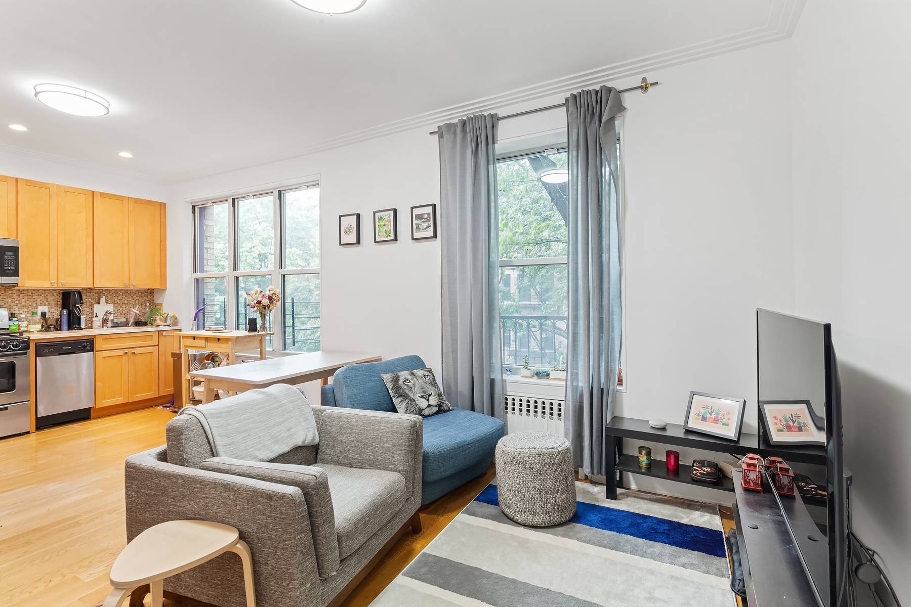 Luxuriously Renovated 2 Bedroom One Block from Prospect Park This gorgeous 2BR 1BA will allure you with its luxury renovations, excellent layout and bright natural light.