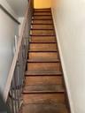 Stairs to 2 flr