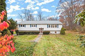 You will enjoy the spaciousness of this raised ranch style home on a cul de sac in Lower Easton !