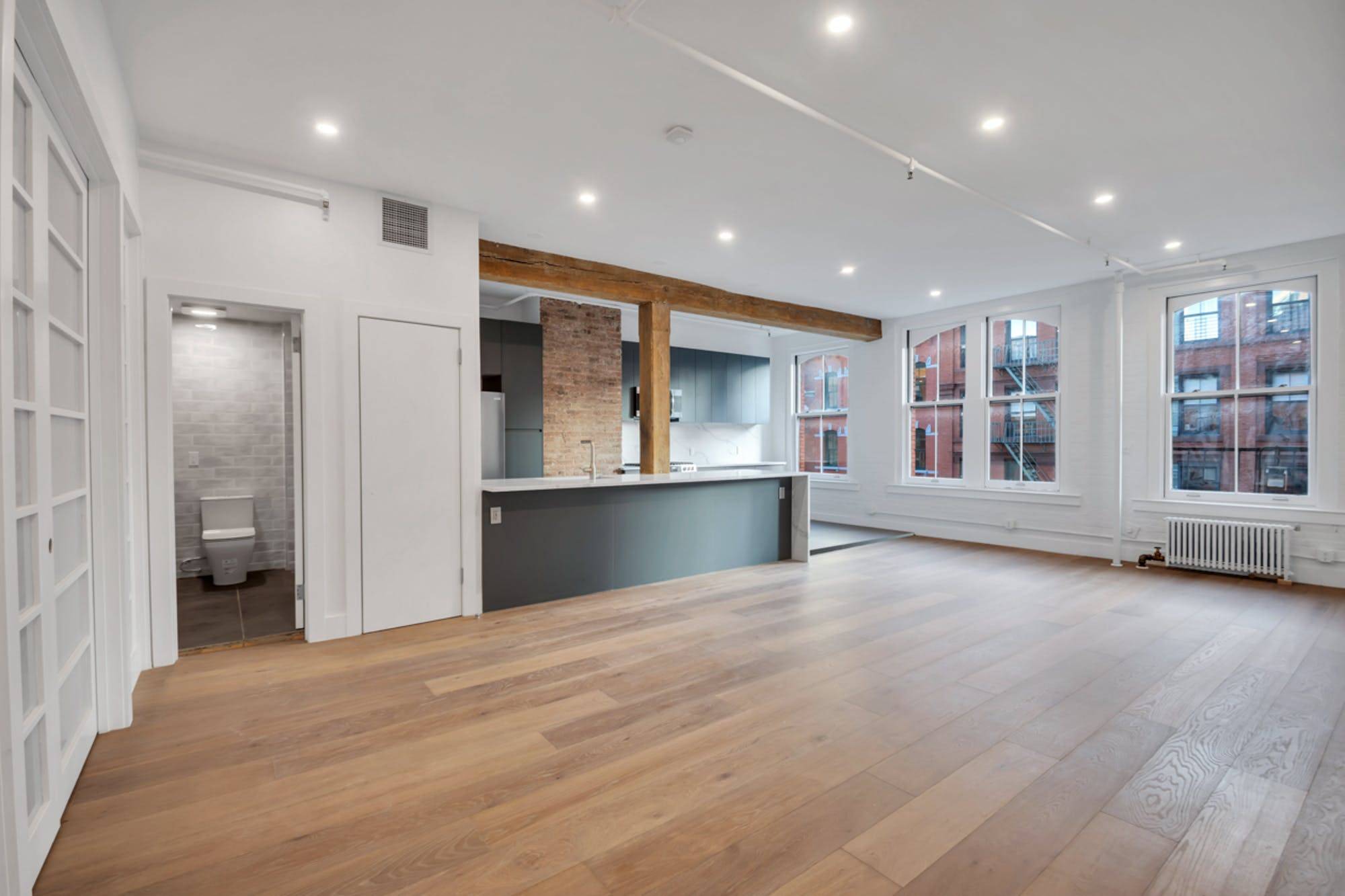Welcome to 186 Franklin Street, a large 1295 square foot loft that seamlessly combines historical charm and character with contemporary design and luxury.