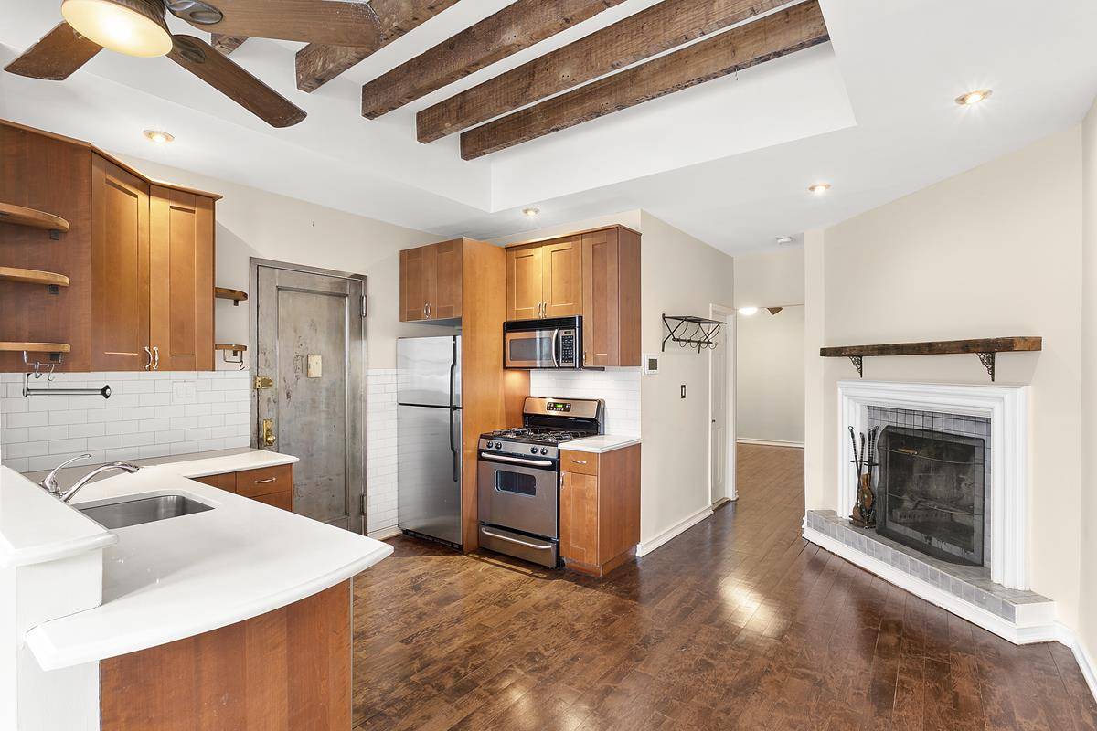 Residence Located on the border of Park Slope and Prospect Heights, 180 Sterling Place is a highly desirable, prewar condominium building.