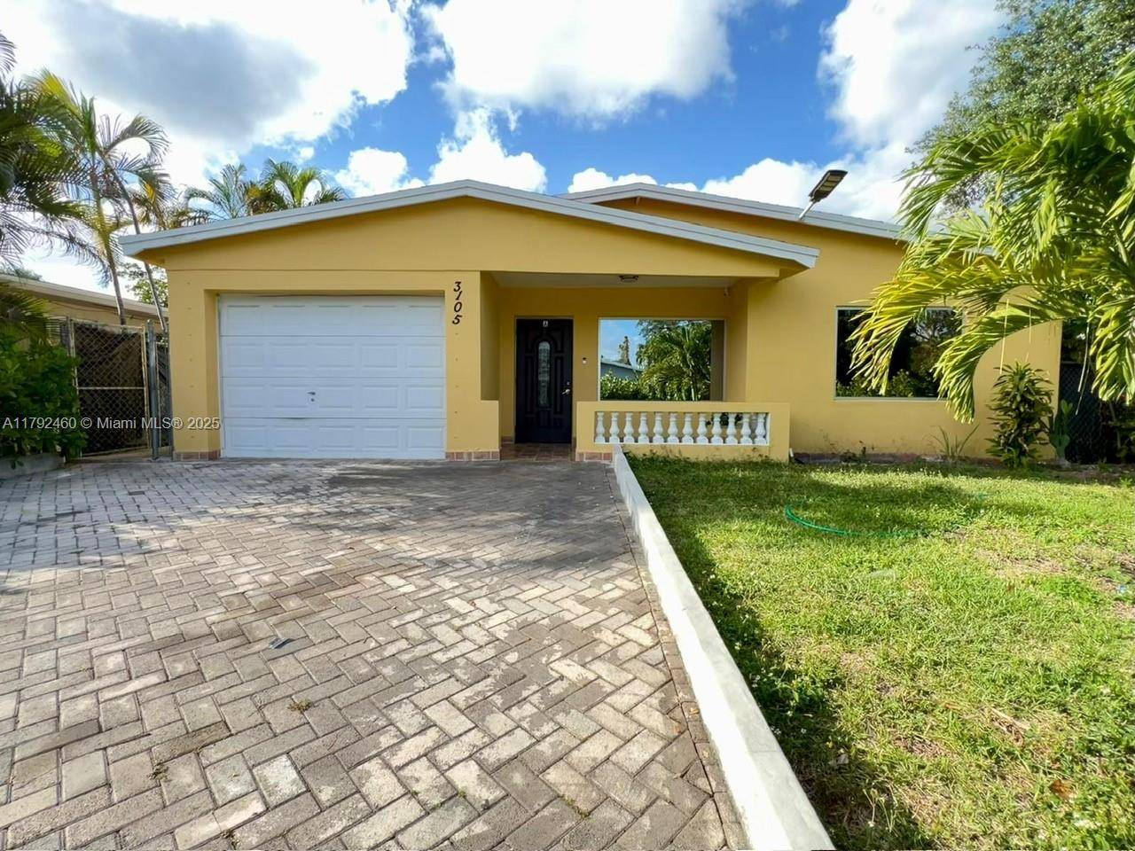 Fall in love with this move in ready 4BD 2BA beauty !