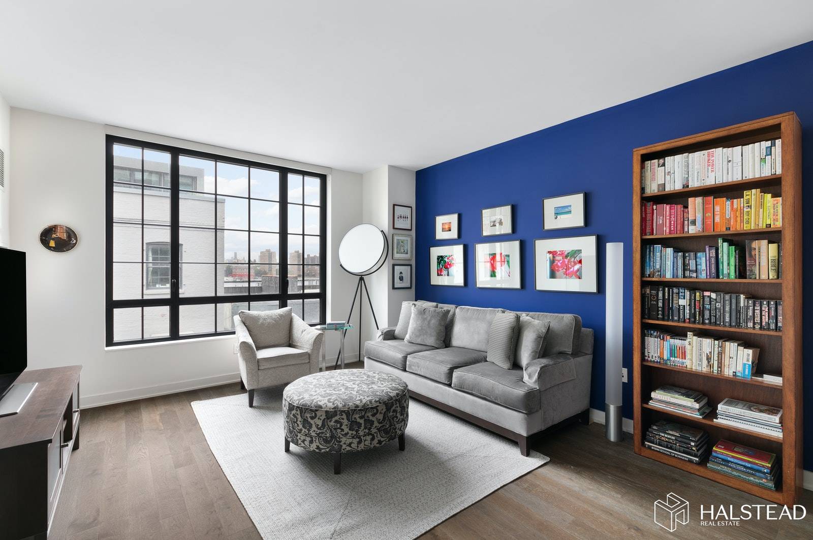 TRUE TWO BEDROOM IN DUMBO WITH AVAILABLE PARKING !