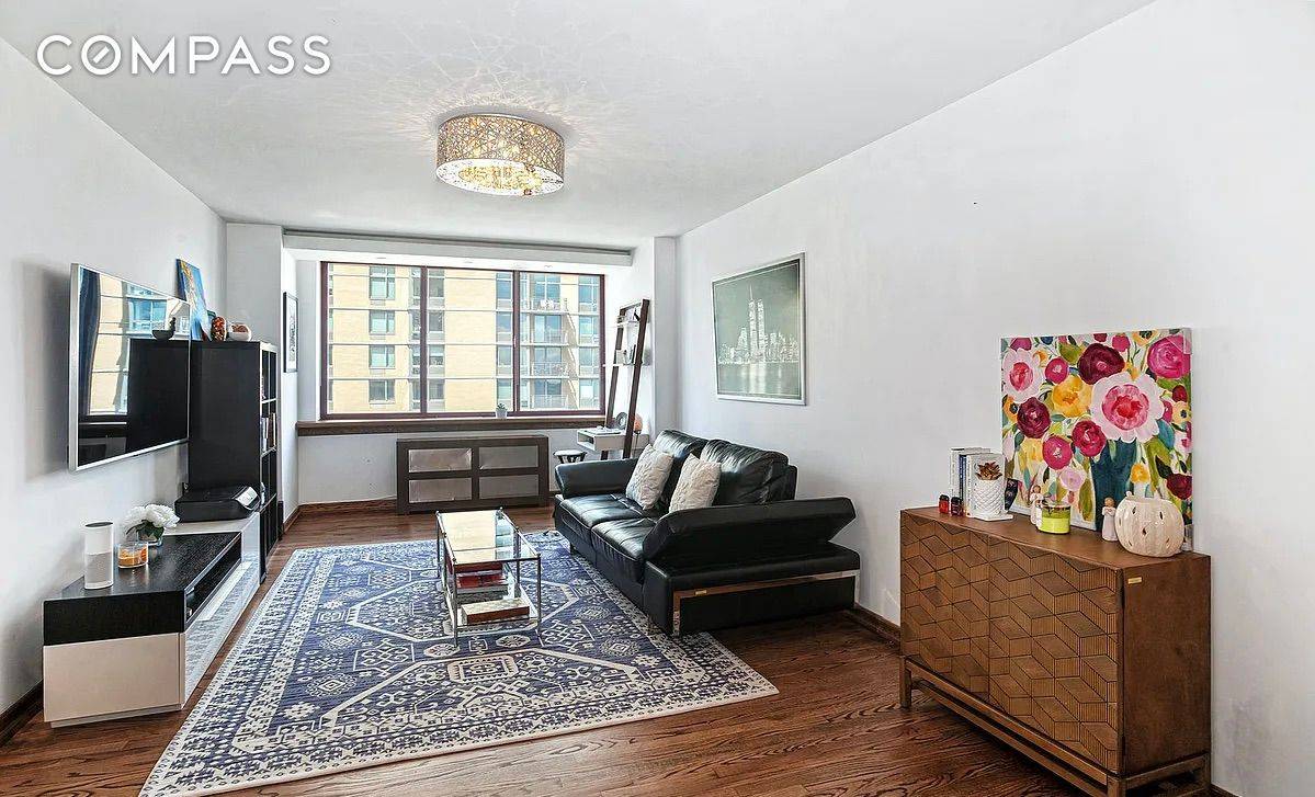 Welcome to this stunning one bedroom home in the heart of Long Island City, New York.