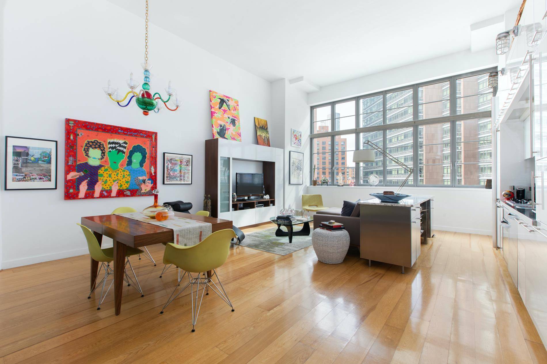 SPECTACULAR 1, 324 SQ FT LOFT IN LONG ISLAND CITY, BATHED IN NATURAL LIGHT AND BRIMMING WITH HIGH END DETAILS !