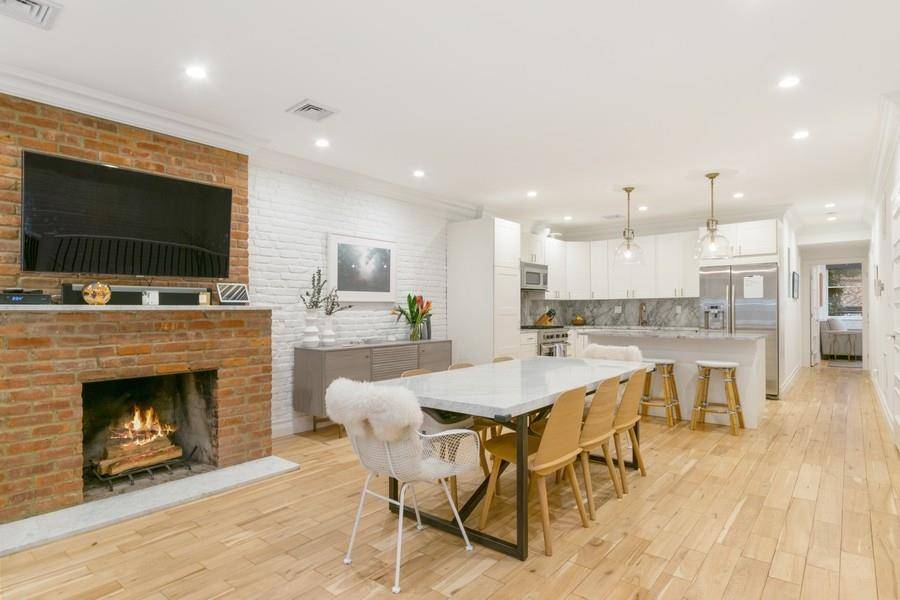 Refined. Custom. Space. This enormous garden duplex stunner sitting on the coveted Cobble Hill Carroll Gardens border has been fully and thoughtfully renovated by the current owner to maximize comfort, ...