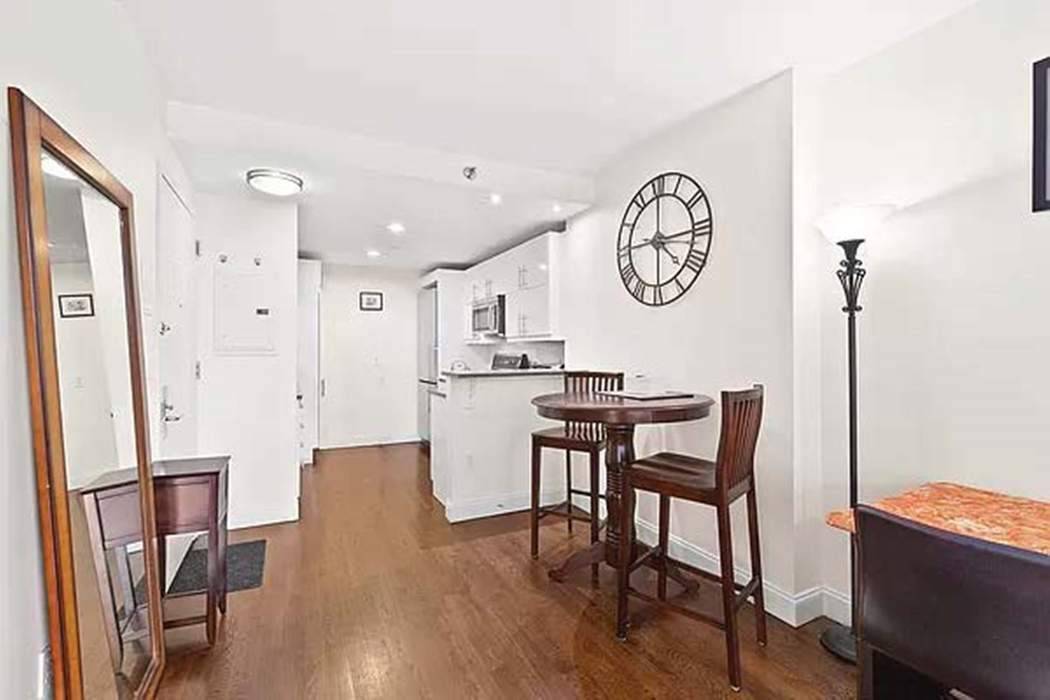 Welcome Home to this brand new Phillipe Starck designed Condo 1 Bedroom, just off Park Avenue !