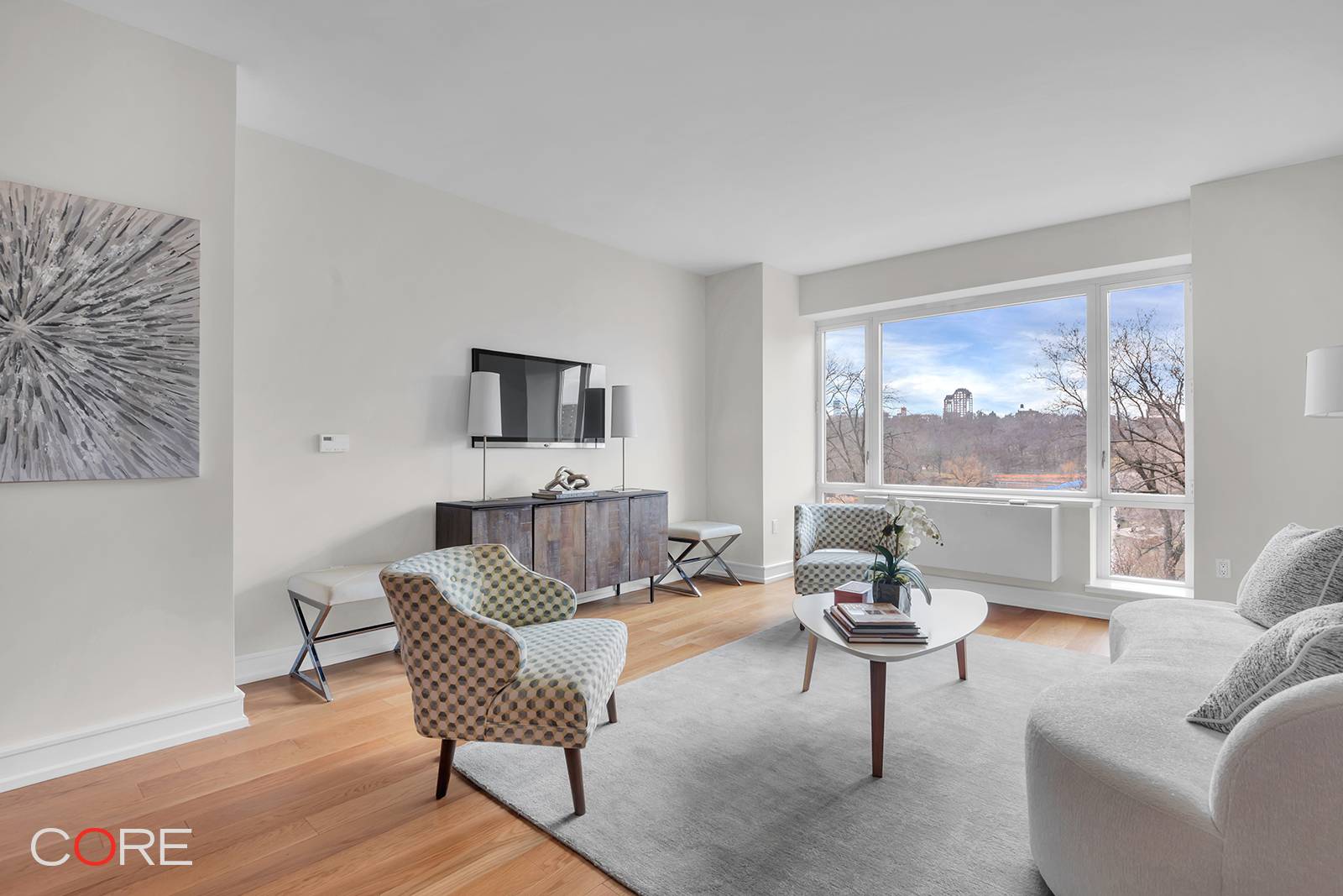 One of the best layouts available at One Museum Mile, this Central Park facing two bedroom condo offers the best in design, space, view, and flexibility.