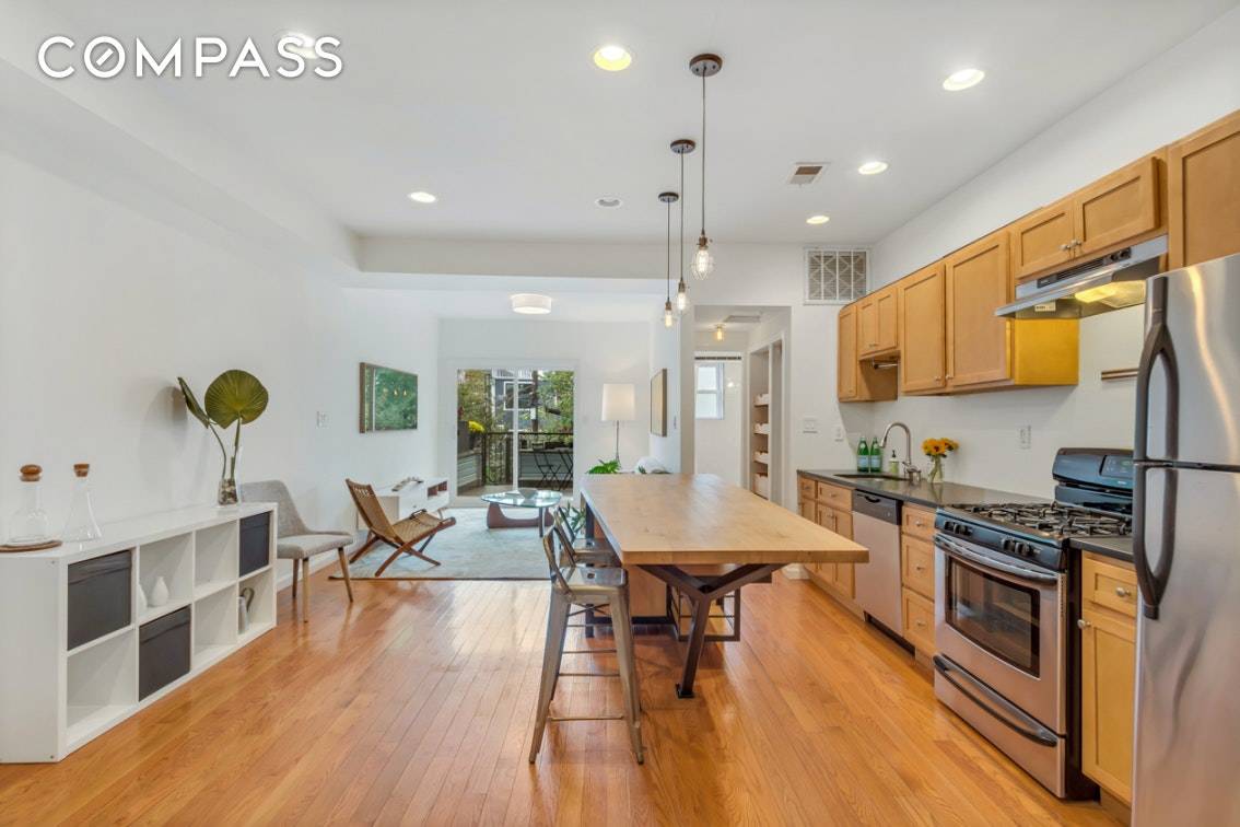 At the convergence of the South Slope and Greenwood Heights, you'll find this lovely renovated two family home.