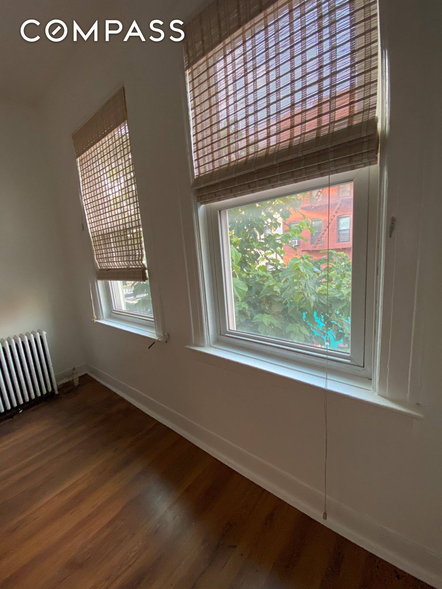 Great opportunity to rent a 4 bedroom sunlit apartment in Astoria.