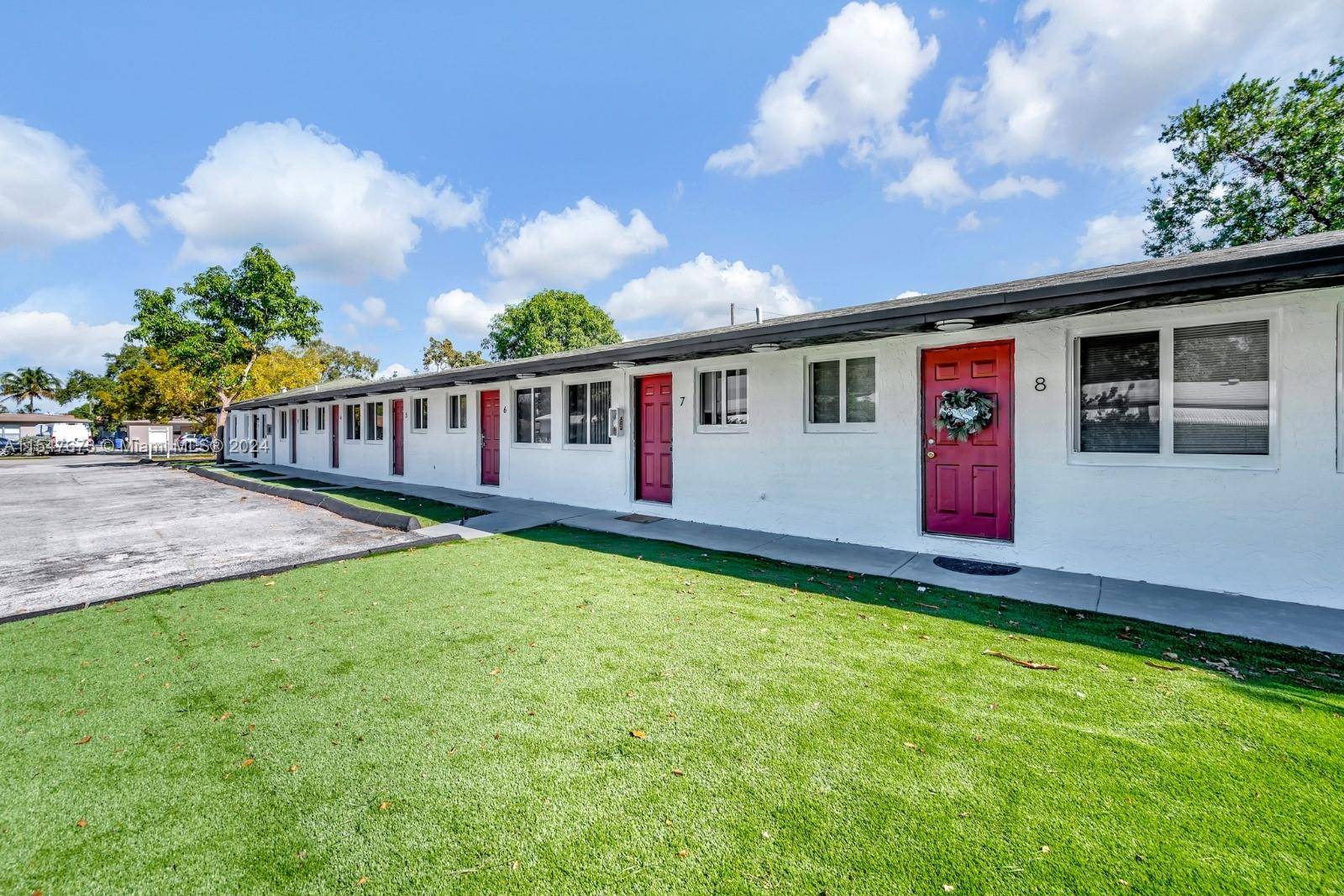 We are pleased to present 2308 Jackson St, a turnkey 9 unit multifamily gem just 2 minutes away from Young Circle and downtown Hollywood.